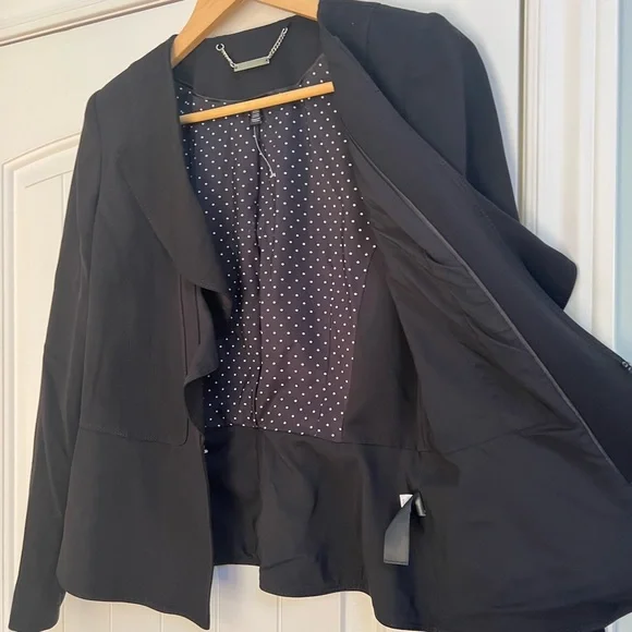 Fitted Ruffle Collar Blazer Jacket - Picture 5 of 11